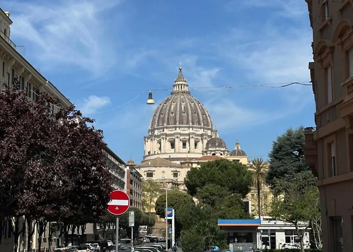 Elite Vatican *
